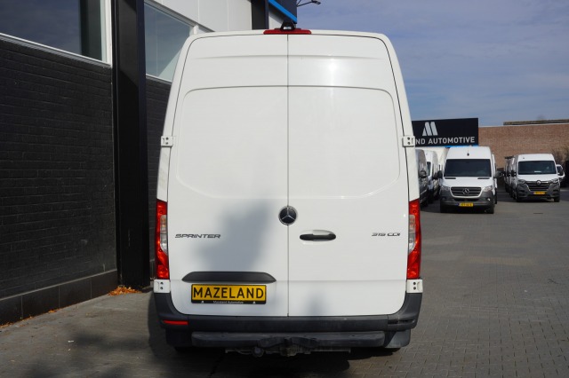Mercedes-Benz Sprinter 1.9 CDI L2H2 150PK EURO 6 - AC/Climate - Navi - Cruise - €20.900,- Excl.