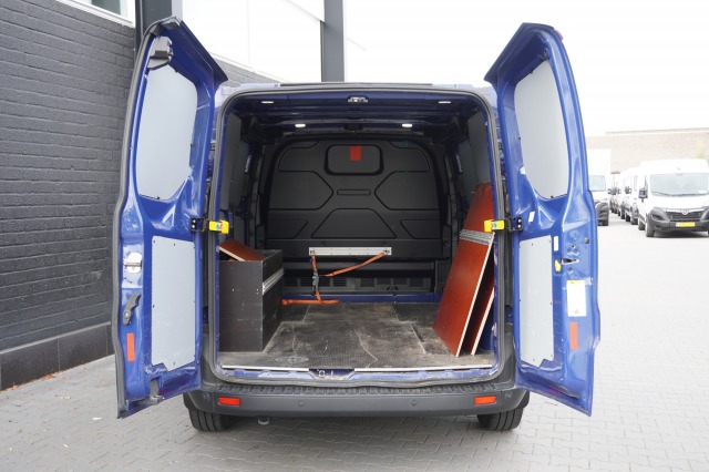 Ford Transit Custom 2.0 TDCI 130PK AUTOMAAT EURO 6 - Airco - Navi - Adpt. Cruise - €16.950,- Excl.