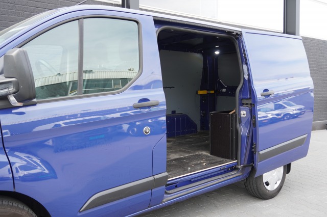 Ford Transit Custom 2.0 TDCI 130PK AUTOMAAT EURO 6 - Airco - Navi - Adpt. Cruise - €16.950,- Excl.