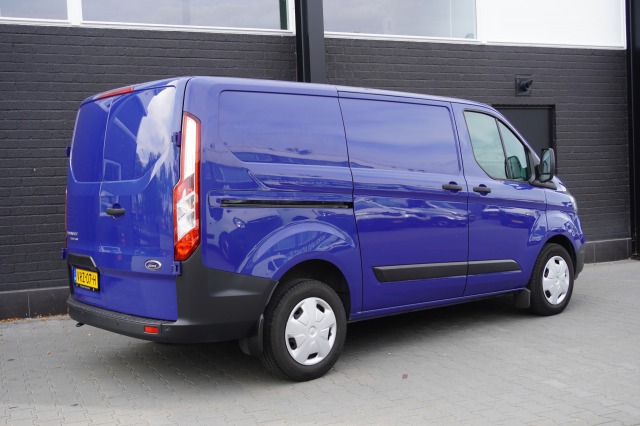 Ford Transit Custom 2.0 TDCI 130PK AUTOMAAT EURO 6 - Airco - Navi - Adpt. Cruise - €16.950,- Excl.
