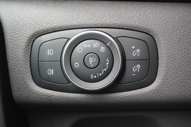 Ford Transit Custom 2.0 TDCI 130PK AUTOMAAT EURO 6 - Airco - Navi - Adpt. Cruise - €16.950,- Excl.