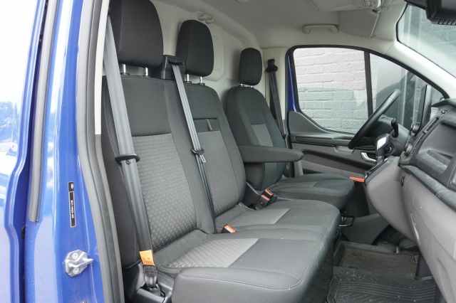 Ford Transit Custom 2.0 TDCI 130PK AUTOMAAT EURO 6 - Airco - Navi - Adpt. Cruise - €16.950,- Excl.
