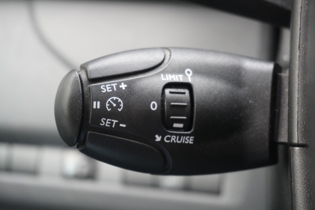 Citroën Jumpy 1.5 BlueHDI L2 EURO 6 - Airco - Cruise - PDC - €10.900,- Excl. Citroën Jumpy 1.5 BlueHDI L2 EURO 6 - Airco - Cruise - PDC - €10.900,- Excl.