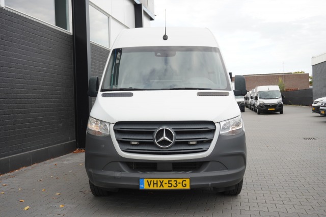 Mercedes-Benz Sprinter 317 1.9 CDI 3500KG L2H2 - Airco - Navi - Cruise - €23.900,- Excl.