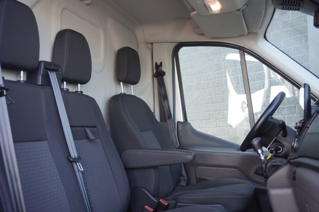 Ford Transit 2.0 TDCI 130PK L2H2 MHEV EURO 6 - Airco - Navi - Cruise - €14.950,- Excl. Ford Transit 2.0 TDCI 130PK L2H2 MHEV EURO 6 - Airco - Navi - Cruise - €14.950,- Excl.