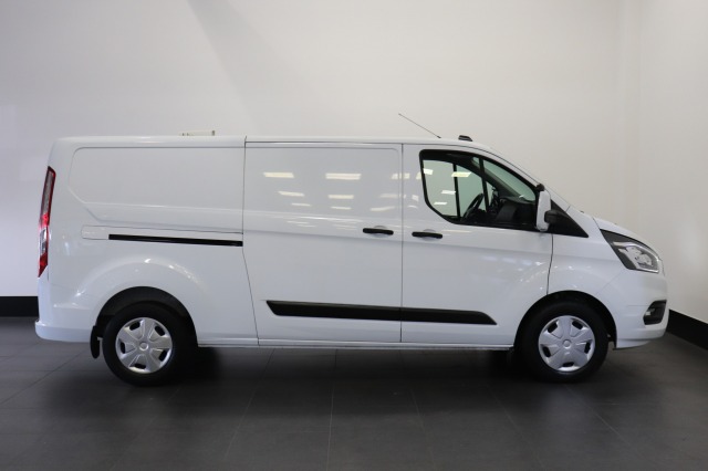 Ford Transit Custom 2.0 TDCI L2 130PK EURO 6 - Airco - Cruise - PDC - €13.950,- Excl.