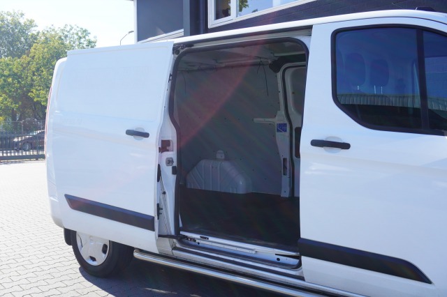 Ford Transit Custom 2.0 TDCI L2 130PK 2x Schuifdeur EURO 6 - Airco - Navi - Cruise - €13.900,- Excl.