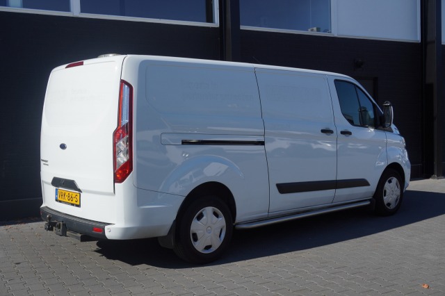 Ford Transit Custom 2.0 TDCI L2 130PK 2x Schuifdeur EURO 6 - Airco - Navi - Cruise - €13.900,- Excl.