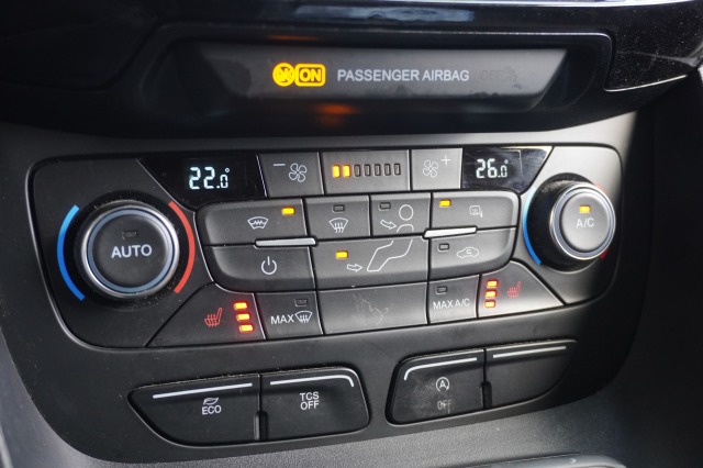 Ford Transit Connect Limited 1.5 EcoBlue 120PK L2 Automaat EURO 6 - AC/Climate - Navi - Cruise - €8.900,- Excl.