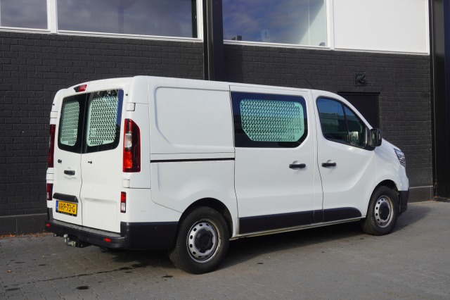 Renault Trafic 2.0 dCi 150PK Automaat EURO 6 - Airco - Navi - Cruise - €20.950,- Excl. Renault Trafic 2.0 dCi 150PK Automaat EURO 6 - Airco - Navi - Cruise - €20.950,- Excl.
