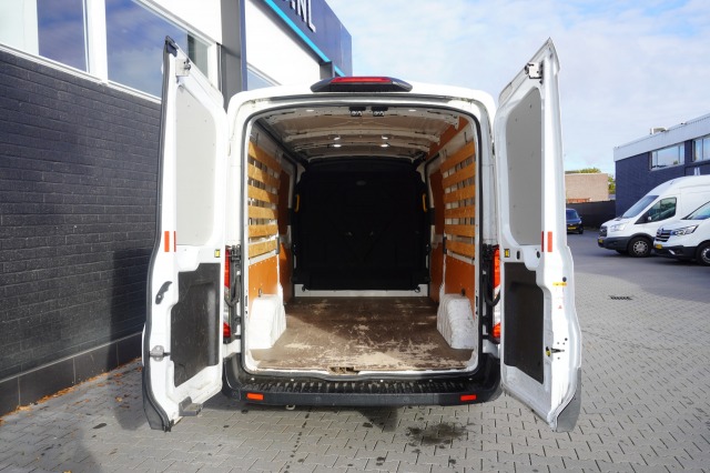 Ford Transit 2.0 TDCI L3H2 EURO 6 - Airco - Cruise - PDC - €15.900,- Excl.