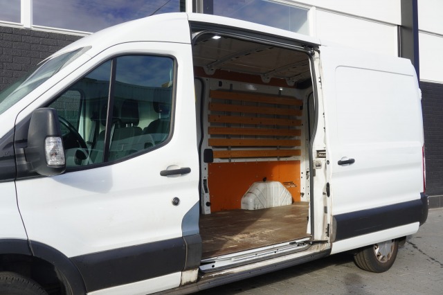 Ford Transit 2.0 TDCI L3H2 EURO 6 - Airco - Cruise - PDC - €15.900,- Excl.
