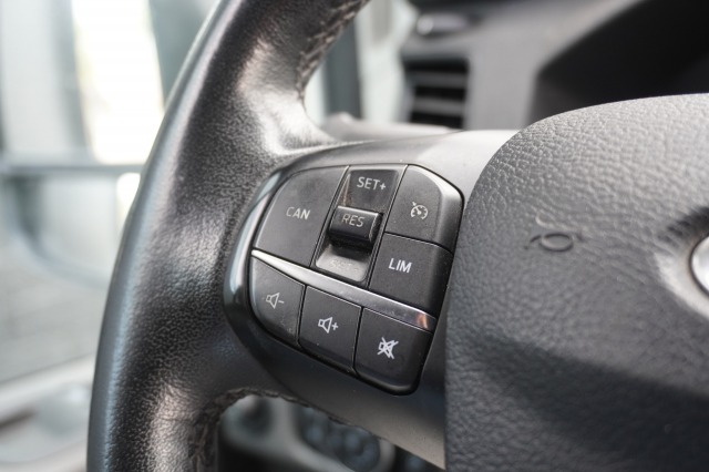 Ford Transit 2.0 TDCI 130PK L2H2 AUTOMAAT EURO 6 - Airco - Navi - Cruise - €21.950,- Excl.