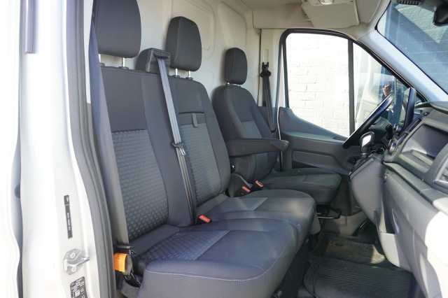 Ford Transit 2.0 TDCI L2H2 AUTOMAAT 130PK EURO 6 - Airco - Navi - Cruise - €21.950,- Excl.