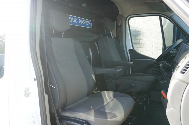 Renault Master 2.3 dCi 150PK L2H2 EURO 6 - Airco - Navi - Cruise - €15.900,- Excl.