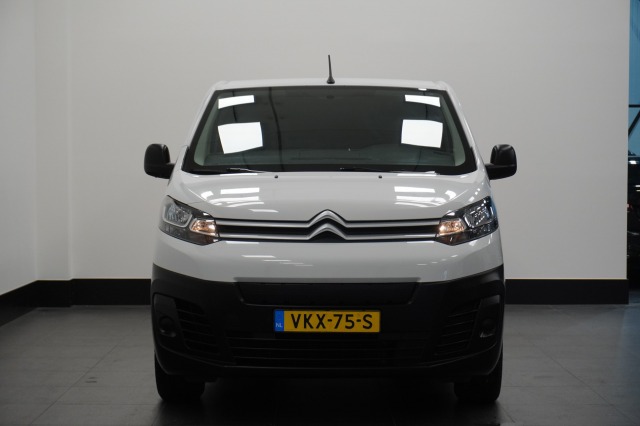 Citroën ë-Jumpy 75 kWh 136PK - Airco - Cruise - Carkit - €19.900,- Excl. Citroën ë-Jumpy 75 kWh 136PK - Airco - Cruise - Carkit - €19.900,- Excl.