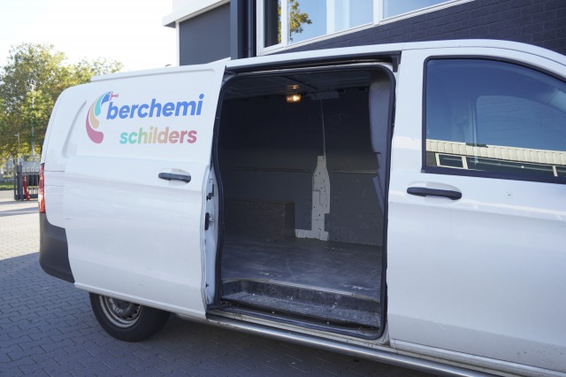 Mercedes-Benz Vito 111 CDI Extra Lang - Airco - Camera - Radio - €6.950,- Excl. Mercedes-Benz Vito 111 CDI Extra Lang - Airco - Camera - Radio - €6.950,- Excl.