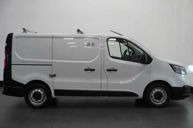 Renault Trafic 2.0 Blue dCi 130PK EURO 6 - Airco - Navi - Cruise - €16.900,- Excl.