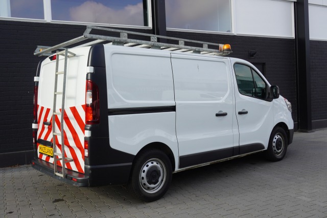 Renault Trafic 2.0 Blue dCi 130PK - Airco - Navi - Cruise - €16.900,- Excl.