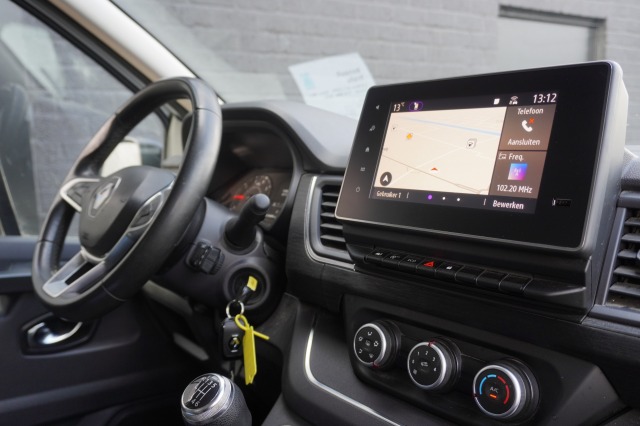 Renault Trafic 2.0 Blue dCi 130PK - Airco - Navi - Cruise - €16.900,- Excl.