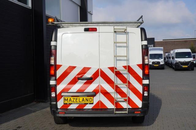 Renault Trafic 2.0 Blue dCi 130PK - Airco - Navi - Cruise - €16.900,- Excl.