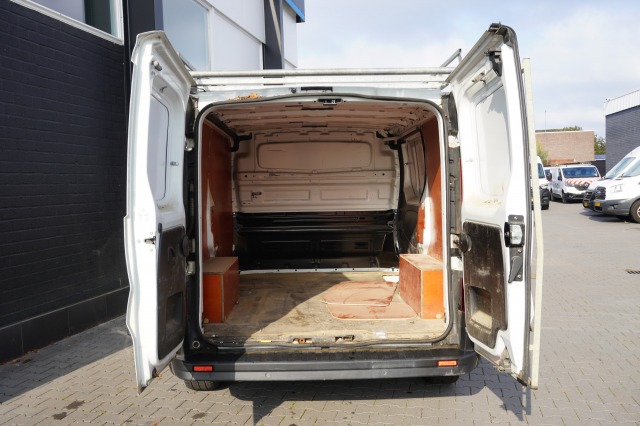 Renault Trafic 2.0 Blue dCi 130PK - Airco - Navi - Cruise - €16.900,- Excl.