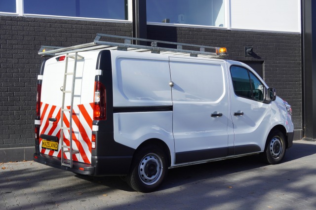 Renault Trafic 2.0 Blue dCi 130PK - Airco - Navi - Cruise - €16.900,- Excl.