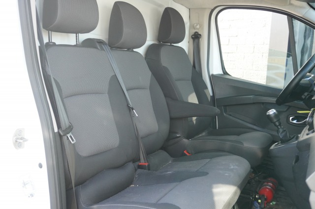 Renault Trafic 2.0 Blue dCi 130PK - Airco - Navi - Cruise - €16.900,- Excl.