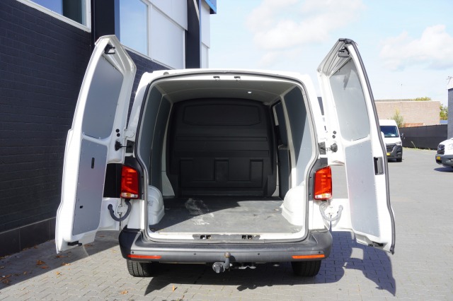 Volkswagen Transporter 2.0 TDI L2 EURO 6 - Airco - Navi - Cruise - €20.900,- Excl.