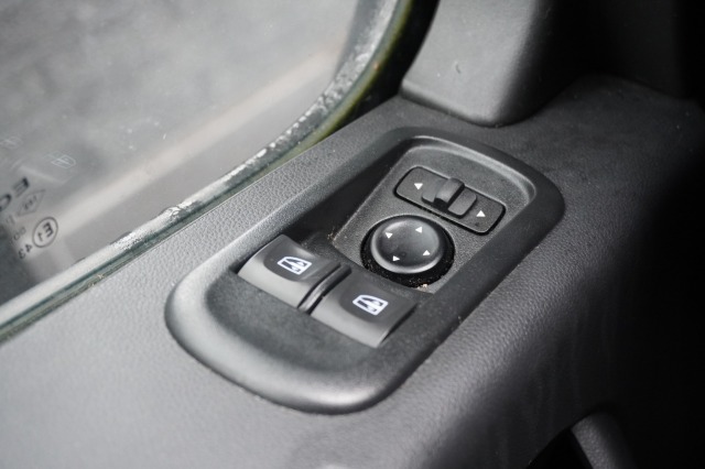 Renault Master 2.3 dCi 135PK L2H2 EURO 6 - Airco - Navi - Cruise - €16.950,- Excl.