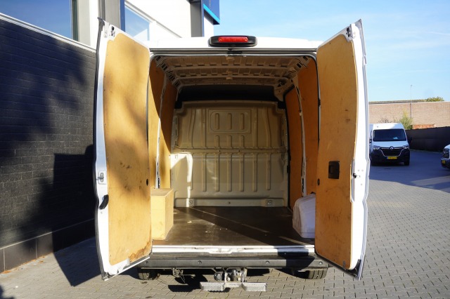 Fiat Ducato 2.3 MultiJet L2H2 140PK EURO 6 - Airco - Navi - Cruise - €14.950,- Excl.