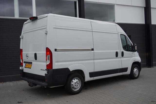 Opel Movano 2.2D 140PK L2H2 EURO 6 - Airco - Navi - Cruise - € 15.900,- Excl. Opel Movano 2.2D 140PK L2H2 EURO 6 - Airco - Navi - Cruise - € 15.900,- Excl.