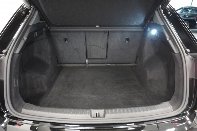 Audi Q4 e-tron 40 Launch edition Advanced S-Line 77 kWh 3 Fasen | Leder | Camera | Warmtepomp | ACC | €31.900,- Incl. BTW
