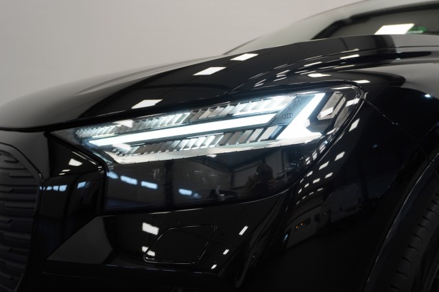 Audi Q4 e-tron 40 Launch edition Advanced S-Line 77 kWh 3 Fasen | Leder | Camera | Warmtepomp | ACC | €31.900,- Incl. BTW