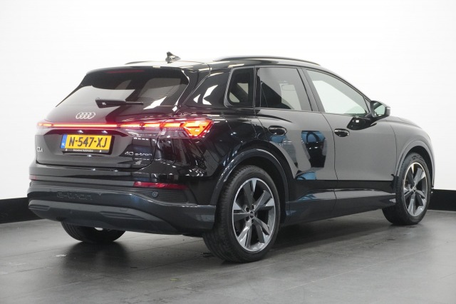 Audi Q4 e-tron 40 Launch edition Advanced S-Line 77 kWh 3 Fasen | Leder | Camera | Warmtepomp | ACC | €31.900,- Incl. BTW