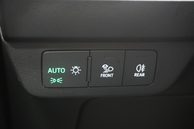Audi Q4 e-tron 40 Launch edition Advanced S-Line 77 kWh 3 Fasen | Leder | Camera | Warmtepomp | ACC | €31.900,- Incl. BTW
