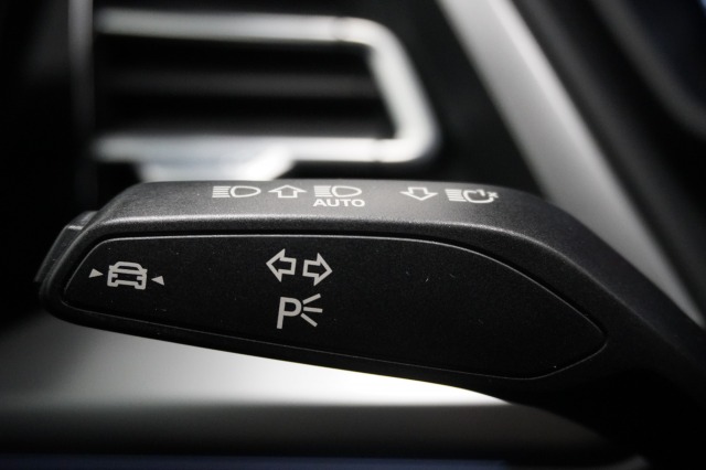 Audi Q4 e-tron 40 Launch edition Advanced S-Line 77 kWh 3 Fasen | Leder | Camera | Warmtepomp | ACC | €31.900,- Incl. BTW