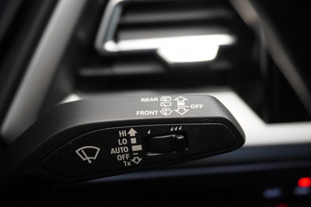 Audi Q4 e-tron 40 Launch edition Advanced S-Line 77 kWh 3 Fasen | Leder | Camera | Warmtepomp | ACC | €31.900,- Incl. BTW