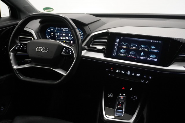 Audi Q4 e-tron 40 Launch edition Advanced S-Line 77 kWh 3 Fasen | Leder | Camera | Warmtepomp | ACC | €31.900,- Incl. BTW