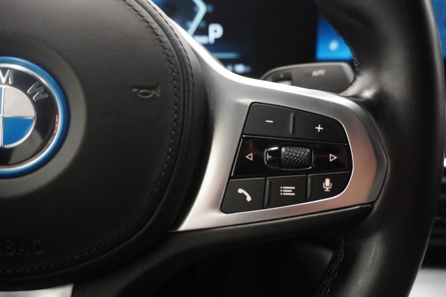BMW i4 eDrive40 M-Sport High Executive 84 kWh 3 fasen | Laser | Head-up | Leder | Camera | €34.900,- incl. BTW BMW i4 eDrive40 M-Sport High Executive 84 kWh 3 fasen | Laser | Head-up | Leder | Camera | €34.900,- incl. BTW