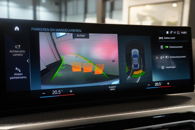 BMW i4 eDrive40 M-Sport High Executive 84 kWh 3 fasen | Laser | Head-up | Leder | Camera | €34.900,- incl. BTW BMW i4 eDrive40 M-Sport High Executive 84 kWh 3 fasen | Laser | Head-up | Leder | Camera | €34.900,- incl. BTW