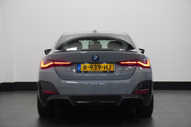 BMW i4 eDrive40 M-Sport High Executive 84 kWh 3 fasen | Laser | Head-up | Leder | Camera | €34.900,- incl. BTW BMW i4 eDrive40 M-Sport High Executive 84 kWh 3 fasen | Laser | Head-up | Leder | Camera | €34.900,- incl. BTW