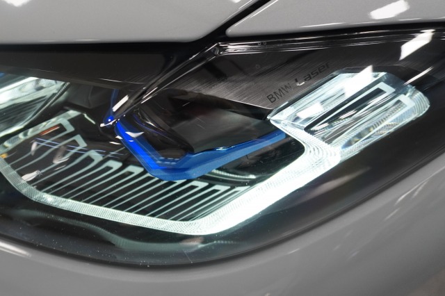 BMW i4 eDrive40 M-Sport High Executive 84 kWh 3 fasen | Laser | Head-up | Leder | Camera | €34.900,- incl. BTW BMW i4 eDrive40 M-Sport High Executive 84 kWh 3 fasen | Laser | Head-up | Leder | Camera | €34.900,- incl. BTW