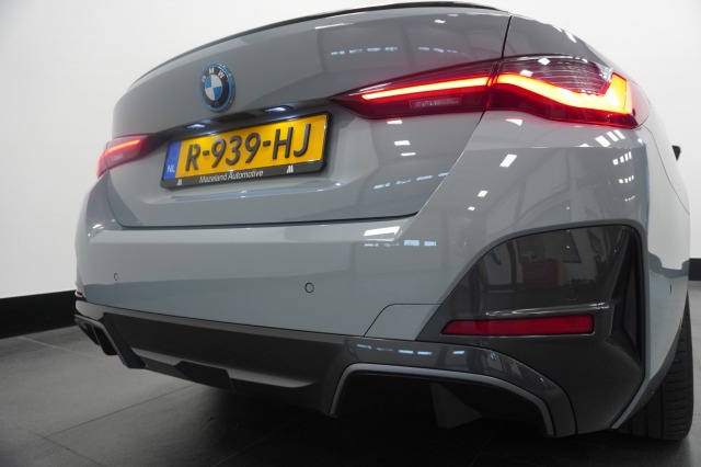 BMW i4 eDrive40 M-Sport High Executive 84 kWh 3 fasen | Laser | Head-up | Leder | Camera | €34.900,- incl. BTW BMW i4 eDrive40 M-Sport High Executive 84 kWh 3 fasen | Laser | Head-up | Leder | Camera | €34.900,- incl. BTW