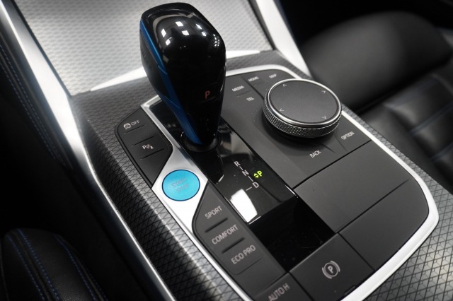 BMW i4 eDrive40 M-Sport High Executive 84 kWh 3 fasen | Laser | Head-up | Leder | Camera | €34.900,- incl. BTW BMW i4 eDrive40 M-Sport High Executive 84 kWh 3 fasen | Laser | Head-up | Leder | Camera | €34.900,- incl. BTW