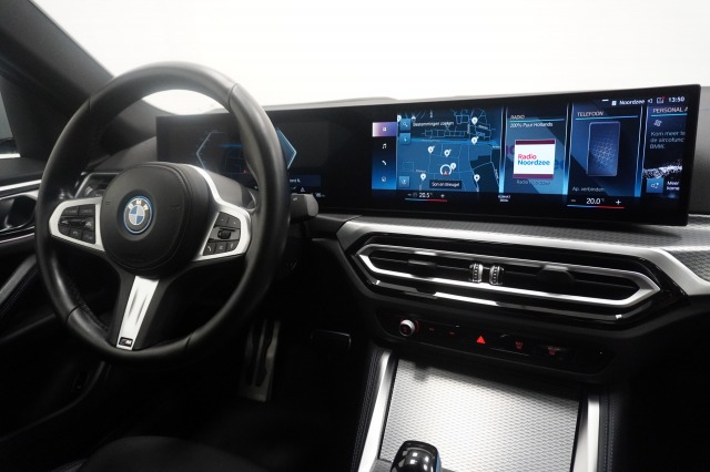 BMW i4 eDrive40 M-Sport High Executive 84 kWh 3 fasen | Laser | Head-up | Leder | Camera | €34.900,- incl. BTW BMW i4 eDrive40 M-Sport High Executive 84 kWh 3 fasen | Laser | Head-up | Leder | Camera | €34.900,- incl. BTW